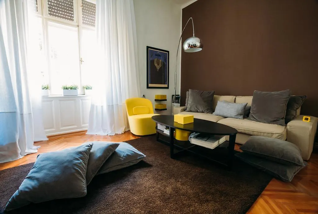 Valsabbion City Suite kontakter