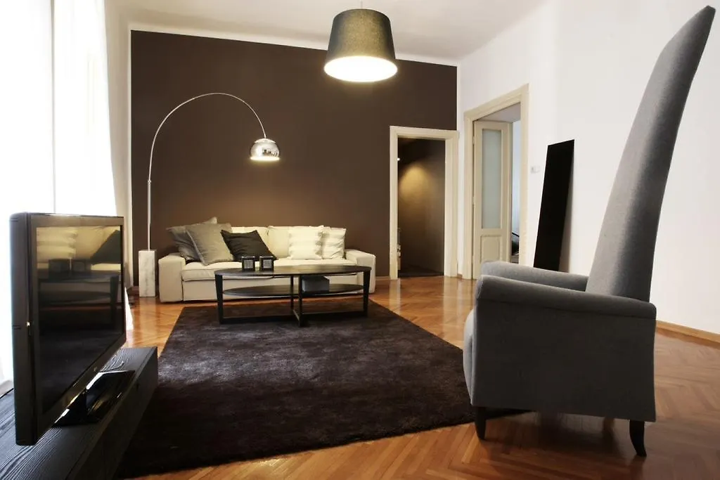 Lejlighed Valsabbion City Suite Pula